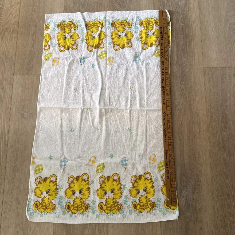 Vintage Babycare Receiving Baby Blanket Kittens Balloons Size 26x 38 100% Cotton